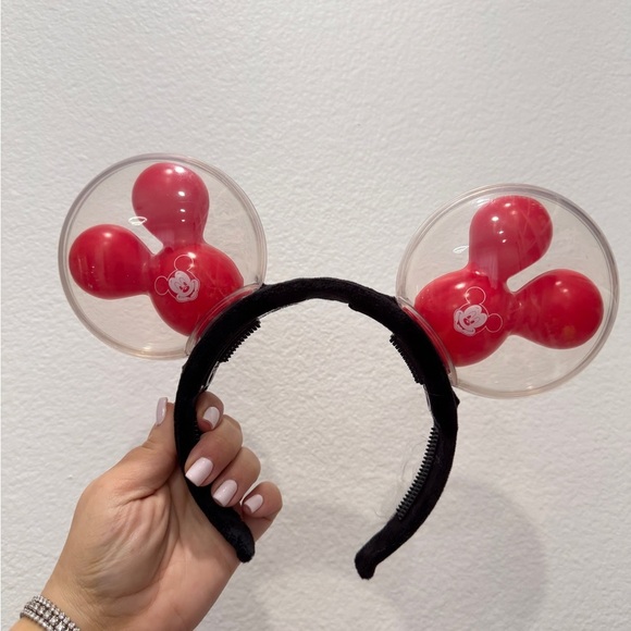 NEW Disney Balloon Light Up Ears main image 8